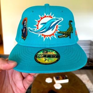 Lord Fubu Miami Dolphins New Era Fitted Hat, Size 7 1/4.